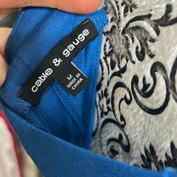 Cable & Gauge Blue Sleeveless Top with Tie Straps M - Picture 2 of 6